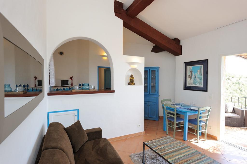 Résidence Belvedere De Palombaggia Village de vacances Porto-Vecchio (Corsica)